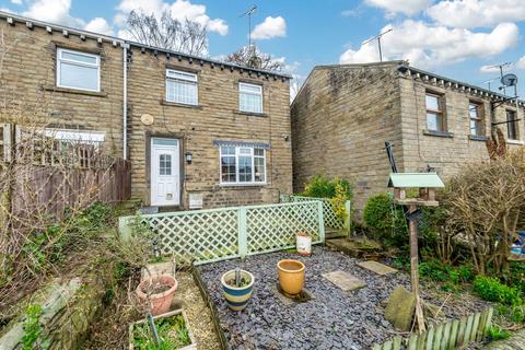 2 bedroom end of terrace house for sale - Penistone Road, Kirkburton, Huddersfield, HD8