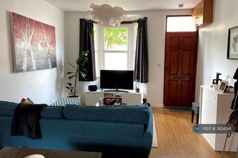 undefined, Pitchford Street, London, E15