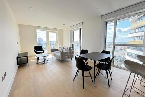 2 bedroom flat to rent, Cascade Way, White City
