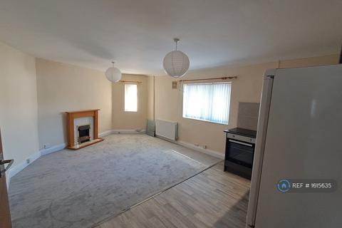 2 bedroom flat to rent, Sandy Hill Road, Shirley, Solihull,West Midlands, B90
