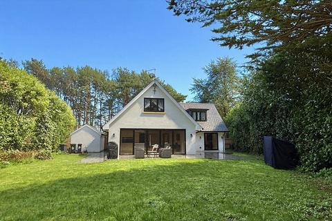 4 bedroom detached house for sale, Bushmead Drive, Ashley Heath, BH24 2HT