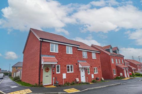 3 bedroom semi-detached house for sale - Sixpence Drive, Bridgwater TA6