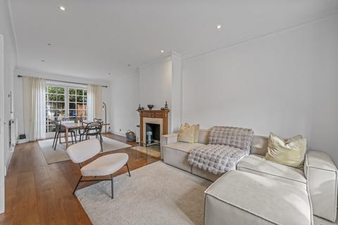 4 bedroom terraced house to rent, Friars Lane, TW9