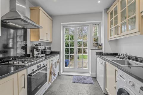 4 bedroom terraced house to rent, Friars Lane, TW9