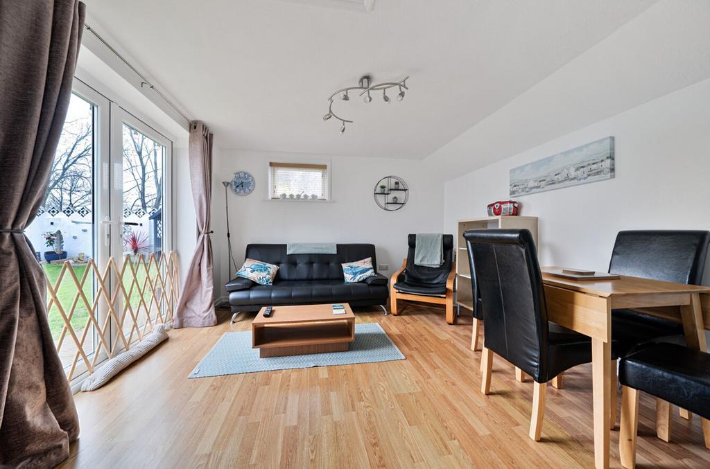 Annex living room