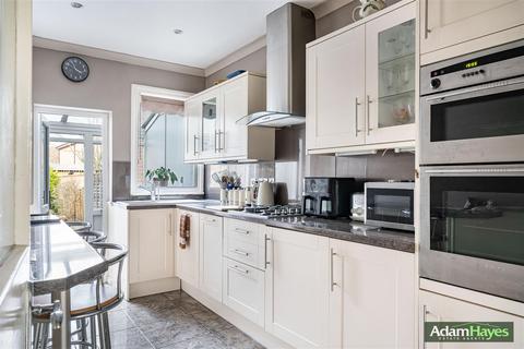 3 bedroom terraced house for sale, Briarfield Avenue, London N3