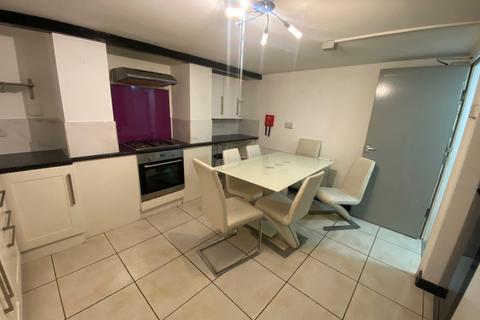 undefined, Delph Mount, LEEDS