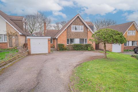 Wychwood Avenue, Knowle, B93