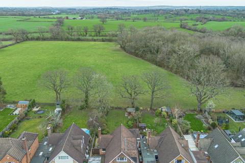 undefined, Wychwood Avenue, Knowle, B93