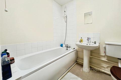 undefined, Ascot Court, Aldershot, Hampshire