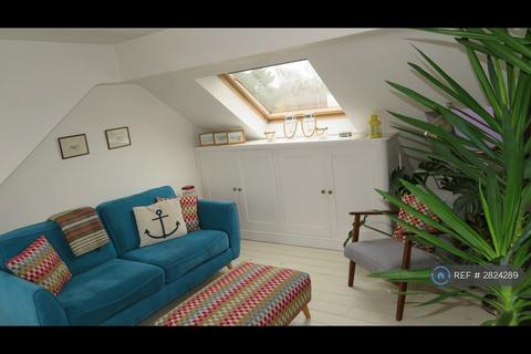 2 bedroom maisonette to rent, Acton Lane, London, W4
