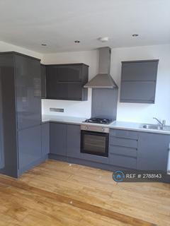 2 bedroom flat to rent, Strathleven Road, London, SW2