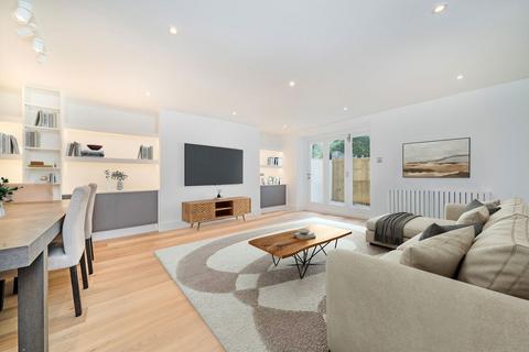 1 bedroom flat for sale, Holland Park Avenue, London W11