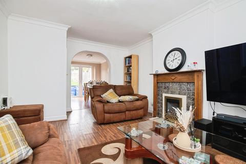 2 bedroom semi-detached house for sale, Hallchurch Road, Dudley