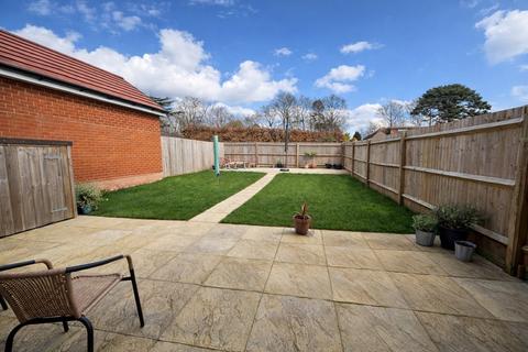 2 bedroom semi-detached house for sale, Levett Gardens, St Leonards on Sea TN38