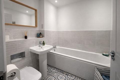 2 bedroom semi-detached house for sale, Levett Gardens, St Leonards on Sea TN38