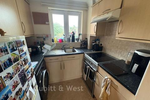1 bedroom apartment for sale, Penfold Road, Worthing, West Sussex