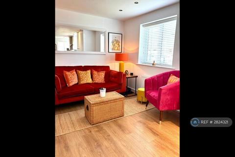 3 bedroom semi-detached house to rent, Gladstone Road, Liverpool, L7