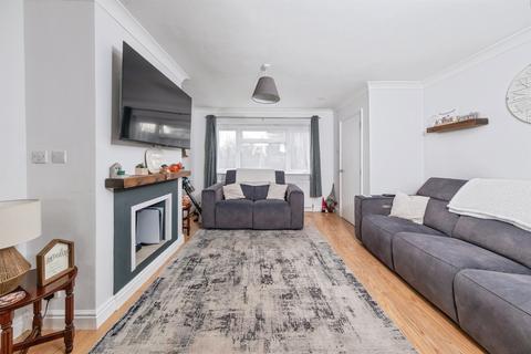 4 bedroom end of terrace house for sale, Coleridge Close, Newport Pagnell