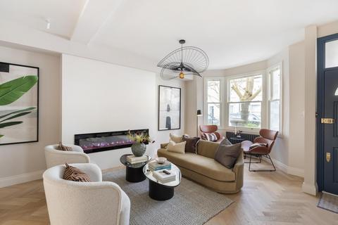 4 bedroom terraced house for sale, Narborough Street, London SW6