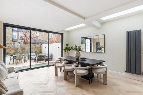 4 bedroom terraced house for sale, Narborough Street, London SW6
