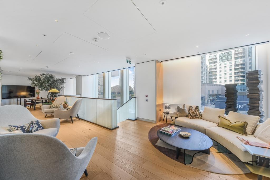 9 Business suite