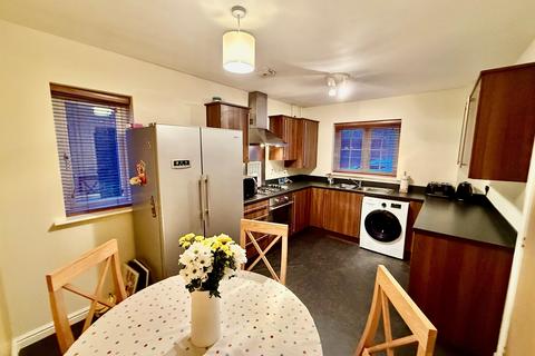 undefined, Lonydd Glas, Llanharan, Pontyclun