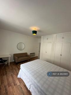 4 bedroom flat to rent, George Street, Aberdeen, AB25