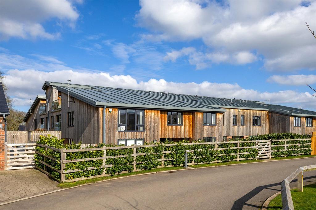 10 Picton Barns