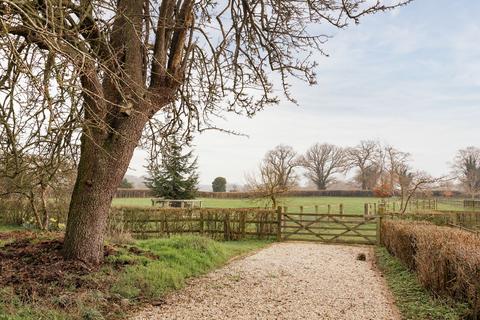 4 bedroom detached house for sale, A Quintessential Farmhouse with 9 Acres in Thompson