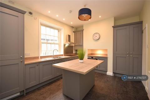 3 bedroom semi-detached house to rent, Chapel St, Leeds, LS6