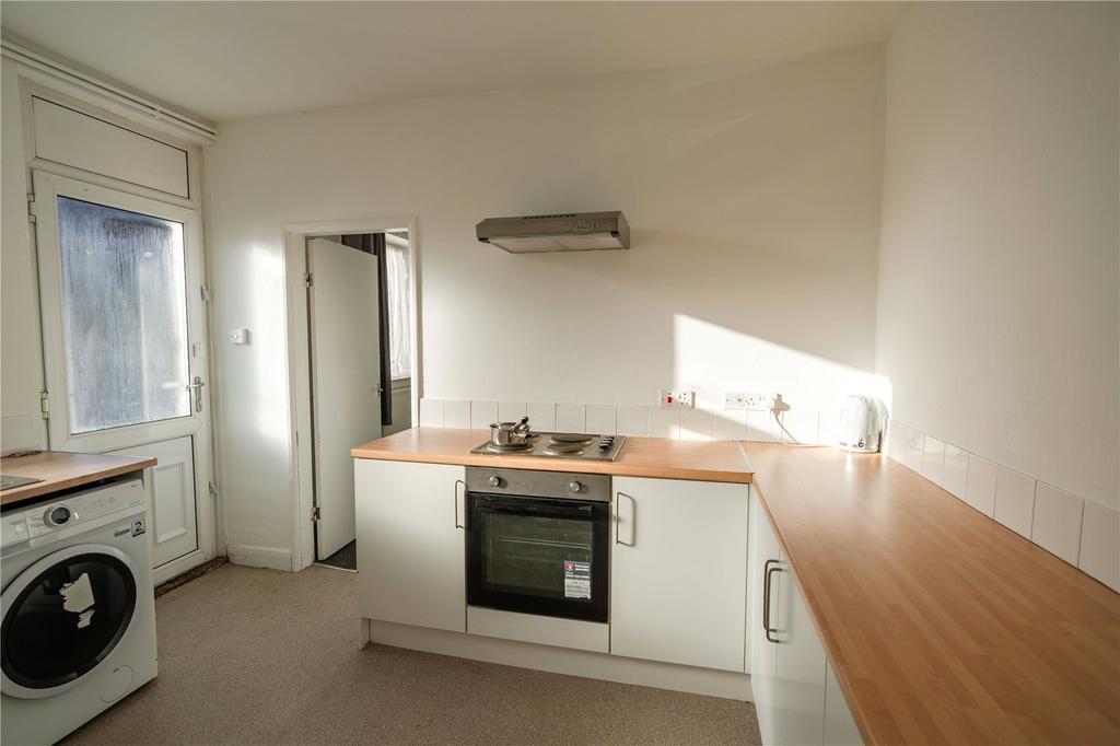 Kitchen (2)