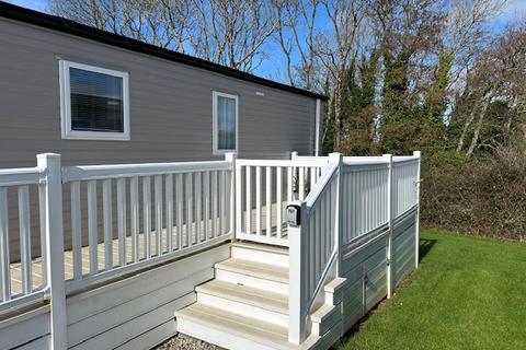 undefined, Crantock TR8