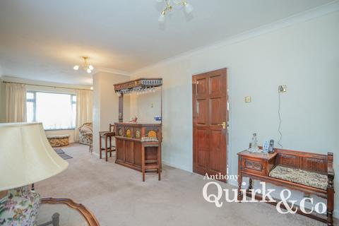 3 bedroom detached house for sale, Lylt Road, Canvey Island, SS8