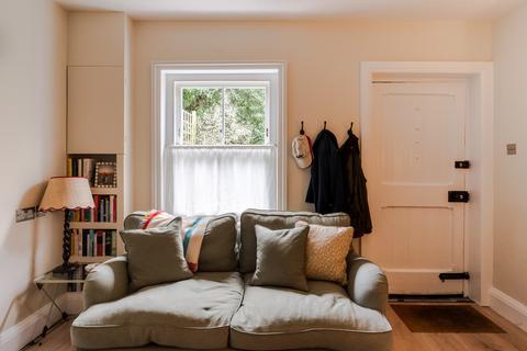 2 bedroom terraced house for sale, Medfield Street, London SW15