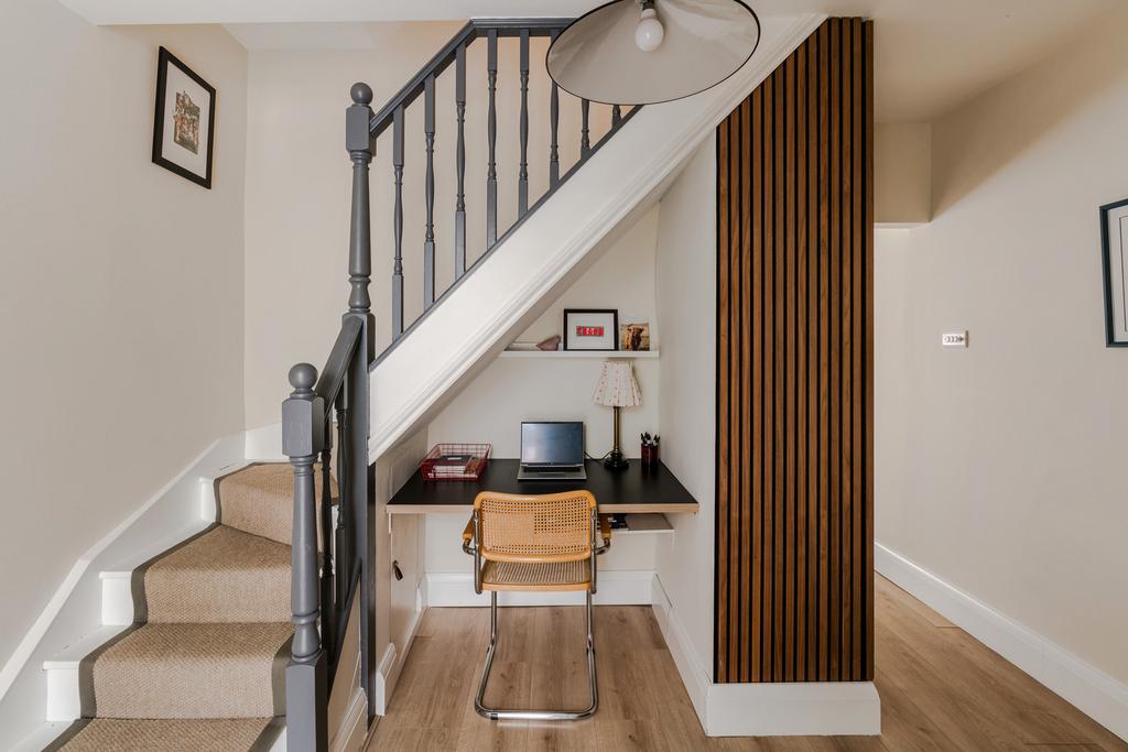 329166 - 3 Medfield Street-32.jpeg