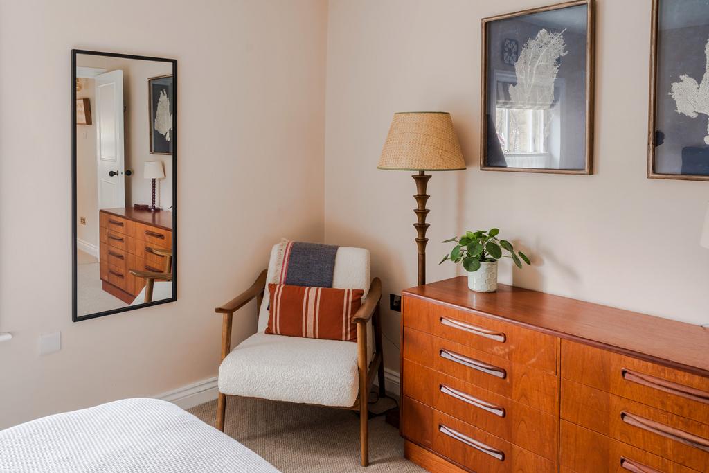 329169 - 3 Medfield Street-35.jpeg