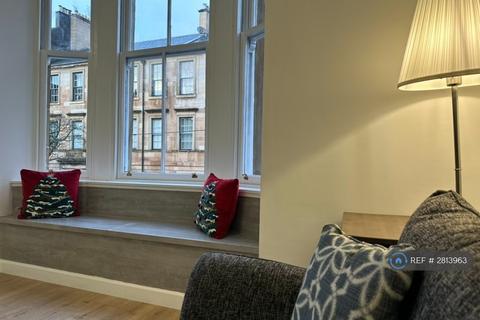 undefined, Bank St, Glasgow, G12