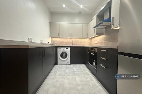 undefined, Bank St, Glasgow, G12
