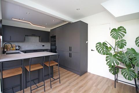 3 bedroom end of terrace house for sale, Briarwood Drive, Bispham, Blackpool, FY2