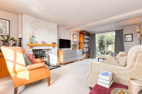 undefined, Hitchin SG4