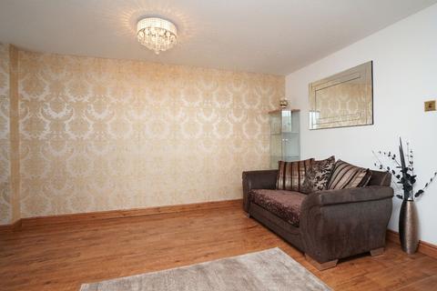 3 bedroom end of terrace house to rent, Wolseley Street, Birmingham B9