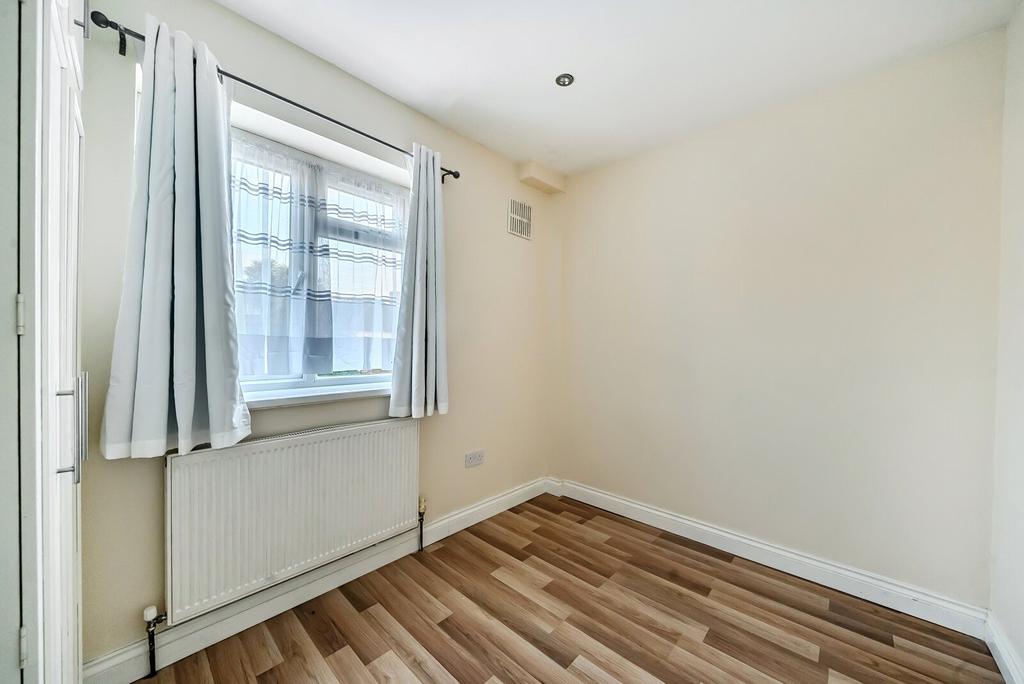 Small Bedroom