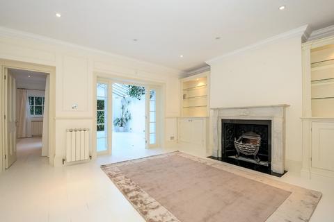 3 bedroom flat to rent, Haverstock Hill, Belsize Park, London, NW3