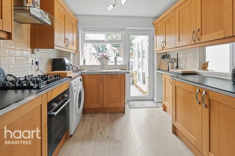 3 bedroom semi-detached house for sale, Giffins Close, Braintree