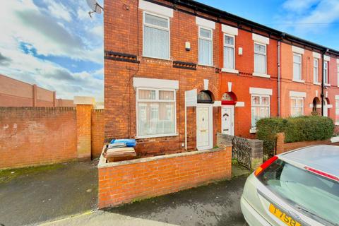 2 bedroom end of terrace house for sale, Lingard Street, Stockport SK5