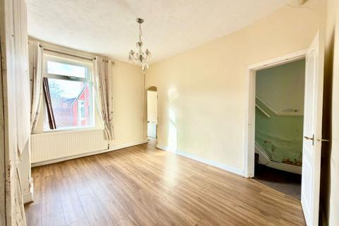 2 bedroom end of terrace house for sale, Lingard Street, Stockport SK5
