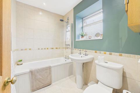 undefined, Mount Lonnen, Eighton Banks, Gateshead, NE9