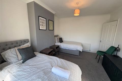 2 bedroom apartment to rent, Carr Hill, Gateshead NE9