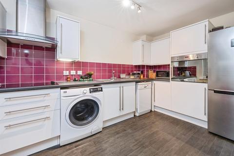 2 bedroom flat for sale, Westbury Lane, Newport Pagnell
